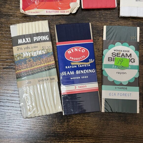Vintage Craft Lot of 30 Wrights & More Sewing NOS Buttons Trim Rick Rack Piping - Picture 9 of 13
